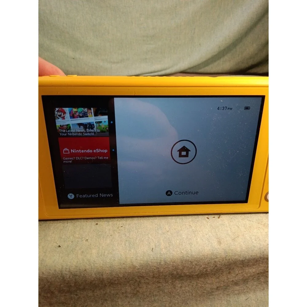 Nintendo Switch Lite Handheld Console - Yellow works
